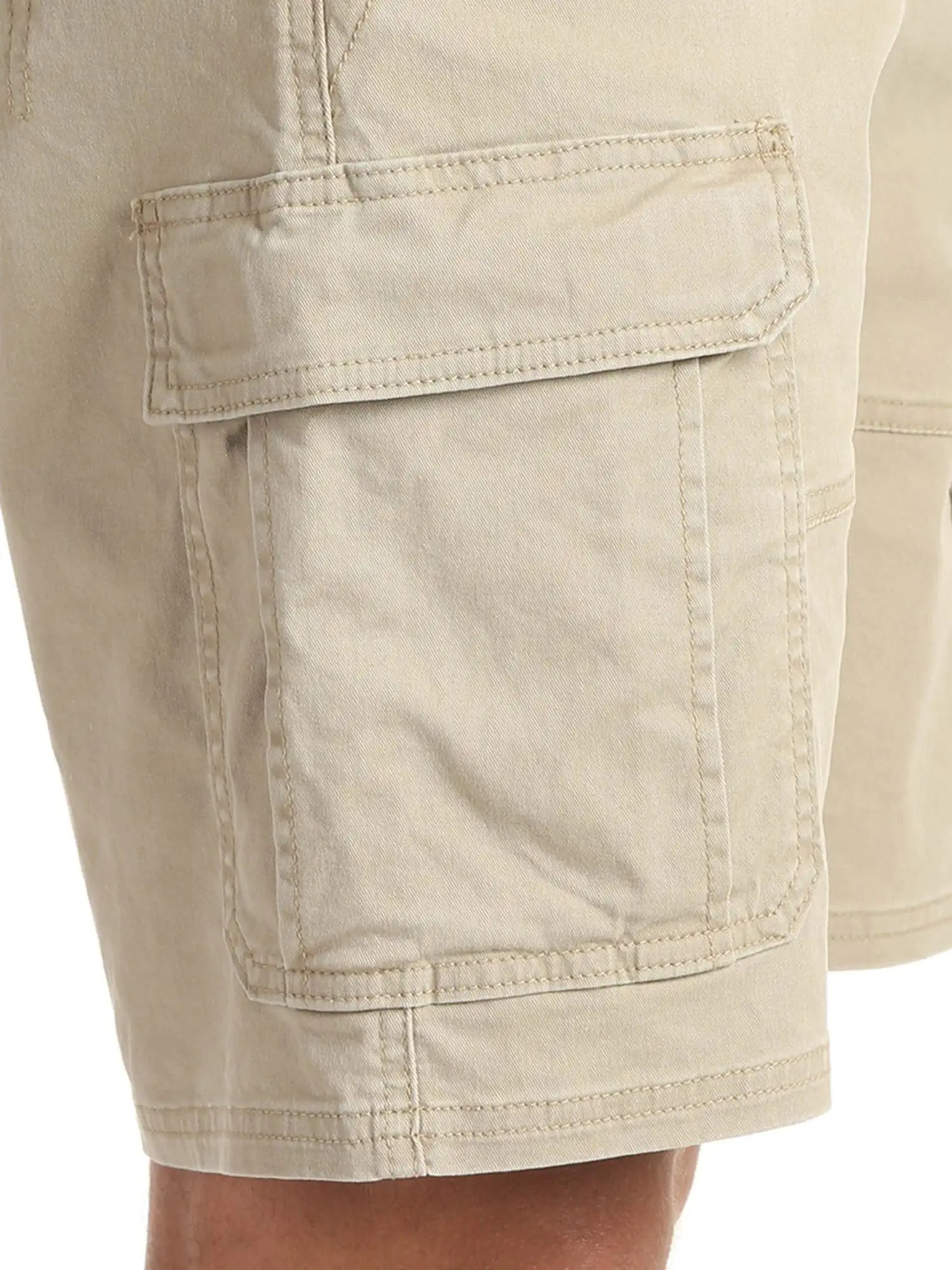 The details of the right-side shorts pocket of the men’s khaki cargo pants